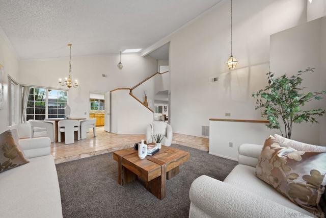 9197 Buckwheat St, San Diego CA: https://media.crmls.org/mediaz/92d8ff1a-badf-4e04-b4f2-b4da8cd6ca68.jpg