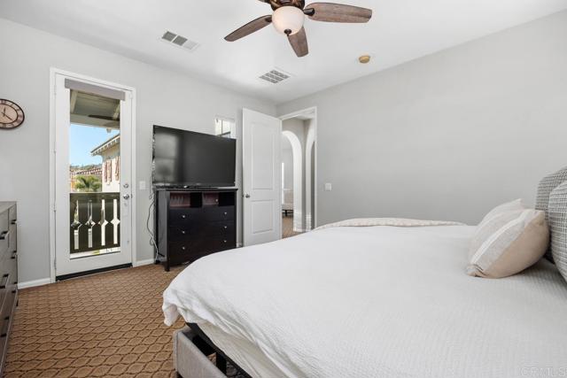 Detail Gallery Image 15 of 29 For 3428 Filoli Circle, Carlsbad,  CA 92009 - 3 Beds | 3/1 Baths