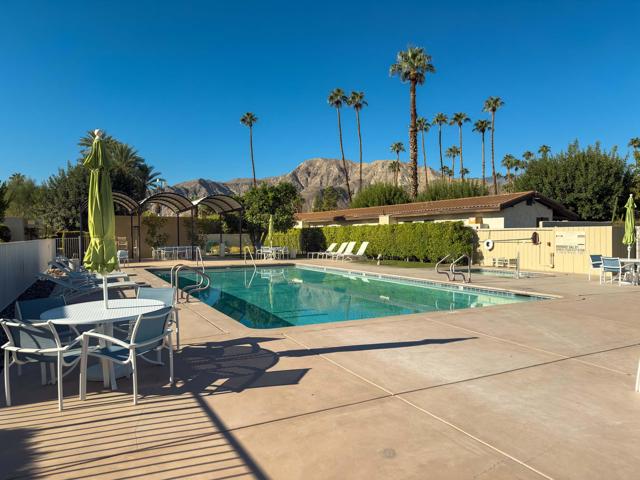 70164 Frank Sinatra Drive, Rancho Mirage CA: https://media.crmls.org/mediaz/92d9ebd1-3bfa-44e1-8668-f4bde7feefda.jpg