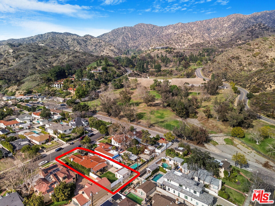 1072 E Fairmount RoadBurbank img 39