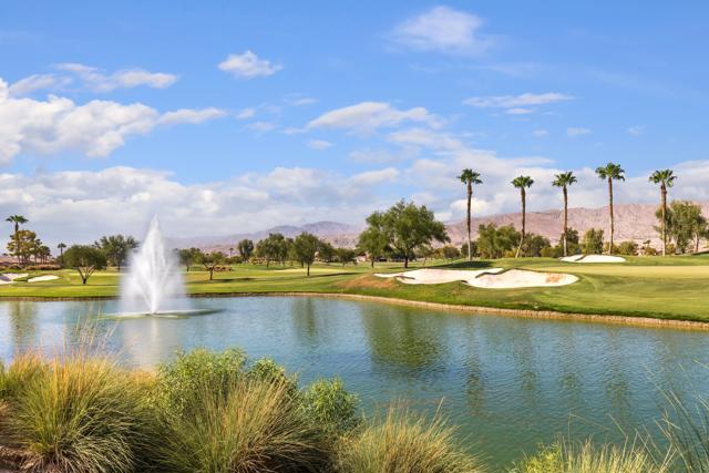 81071 Avenida Sombra, Indio CA: https://media.crmls.org/mediaz/92da2b7b-7542-4be4-9fdc-febee0e5361e.jpg