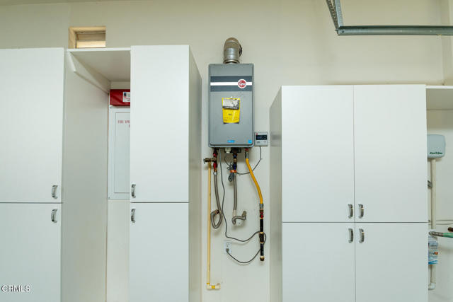 Detail Gallery Image 37 of 67 For 24863 Carbon Ln, Valencia,  CA 91354 - 4 Beds | 3/1 Baths