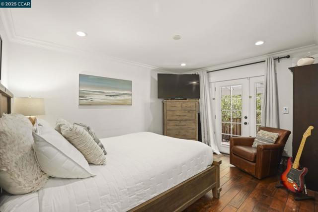 24 Ray Ct, Alamo CA: https://media.crmls.org/mediaz/92da407d-53e9-4295-885f-8fc271d9b71c.jpg