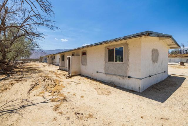 Image 41 of 68 For 3241 Borrego Valley Rd