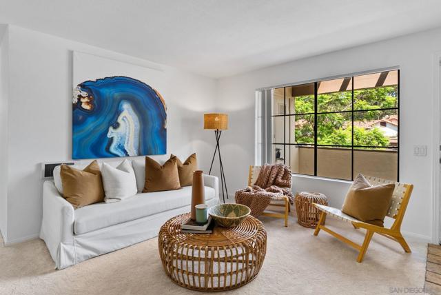 12550 Carmel Creek Rd, San Diego CA: https://media.crmls.org/mediaz/92dac315-8c20-4b18-a24b-bc8dae6d0898.jpg