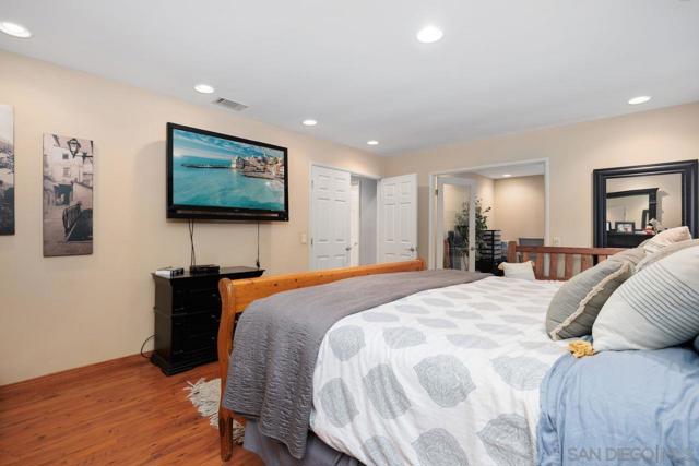 Image 35 of 50 For 2238 Oceanview Rd