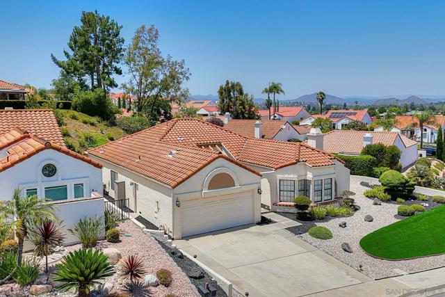 16078 AVENIDA AVEIRO, San Diego CA: https://media.crmls.org/mediaz/92db6ab0-be47-4d86-85ec-ed3ef68244ef.jpg
