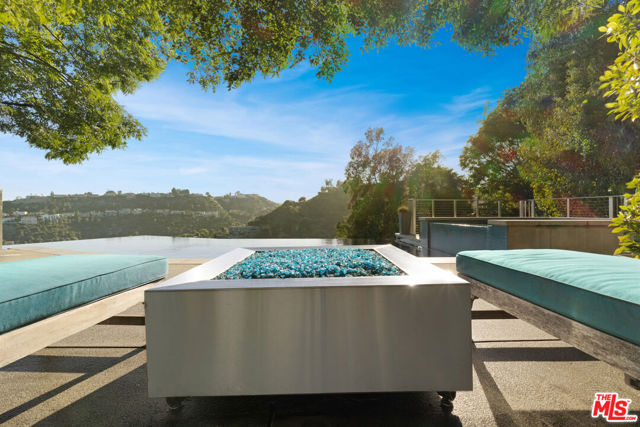 2753 Nichols Canyon Road, Los Angeles CA: https://media.crmls.org/mediaz/92dc10e4-4077-4ad4-9293-aa7636047e0e.jpg