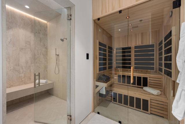 6323 Mimulus, Rancho Santa Fe CA: https://media.crmls.org/mediaz/92dd3e5a-b160-45c6-a532-a32f6121dd9d.jpg