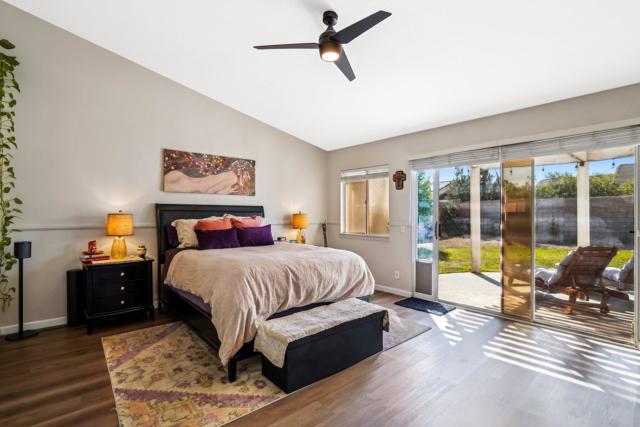42639 Devonshire Street, Palm Desert CA: https://media.crmls.org/mediaz/92dd5011-905a-4039-8122-fc8e3779265c.jpg