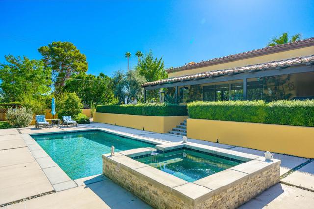 73342 Bursera Way, Palm Desert CA: https://media.crmls.org/mediaz/92dd96ad-6236-4046-8920-8a3b51be47fa.jpg