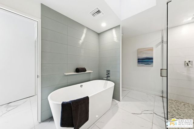 Image 37 of 54 For 68095 Seven Oaks Place