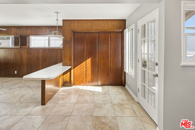 3471 Beethoven Street, Los Angeles CA: https://media.crmls.org/mediaz/92ddfc98-98ed-483e-910b-7decfa4afff8.jpg