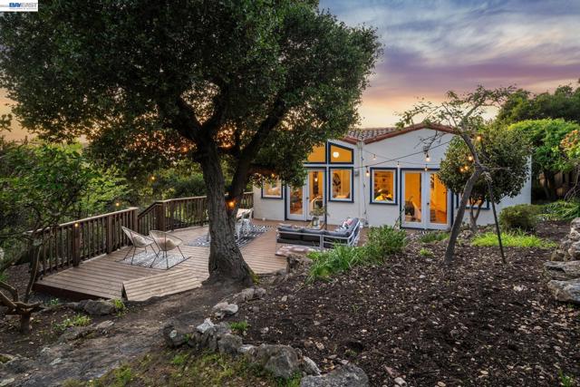 Image 52 of 60 For 491 Vincente Avenue