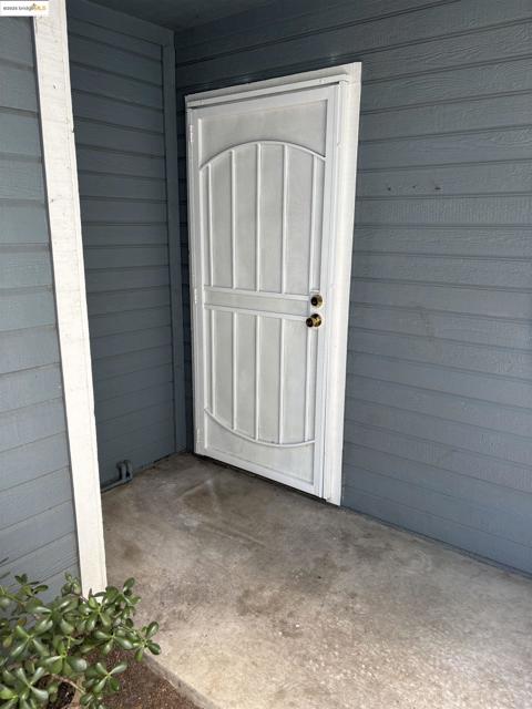 2926 winding lane, Antioch CA: https://media.crmls.org/mediaz/92dfc3d2-8e53-47a9-bbe3-91e06e6108cc.jpg