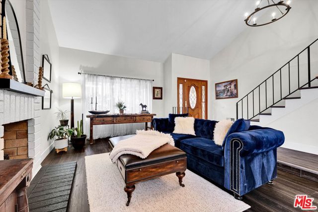 16424 Bubbling View Circle, Cerritos CA: https://media.crmls.org/mediaz/92e0c6ad-a0e6-4429-8c91-299e75218743.jpg