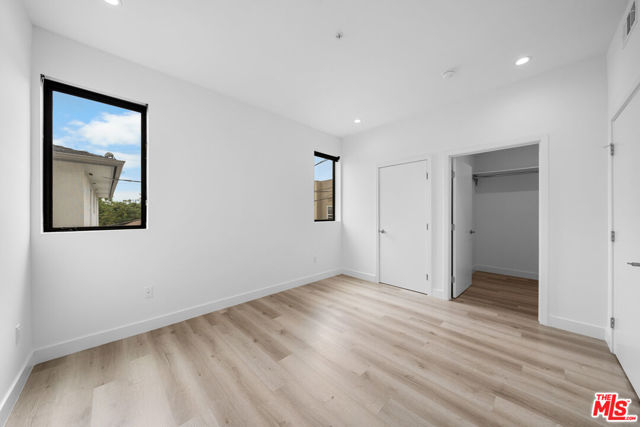 5612 Lexington Avenue, Los Angeles CA: https://media.crmls.org/mediaz/92e0f482-c130-47e4-8be2-5f54f0eb75c3.jpg