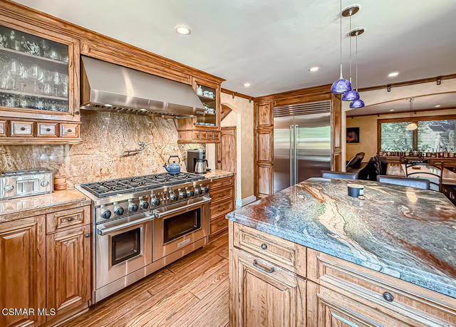 31145 Lobo Vista Road, Agoura Hills CA: https://media.crmls.org/mediaz/92e18fd4-6d4e-4fd0-9086-cf109997d005.jpg