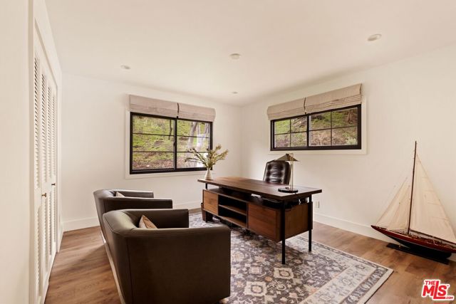 3476 Mandeville Canyon Road, Los Angeles CA: https://media.crmls.org/mediaz/92e297ae-cf5d-401d-a78e-13f0e25c8d25.jpg