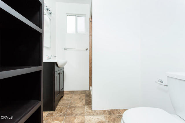 Detail Gallery Image 13 of 25 For 447 James St, Los Angeles,  CA 90065 - 2 Beds | 1 Baths