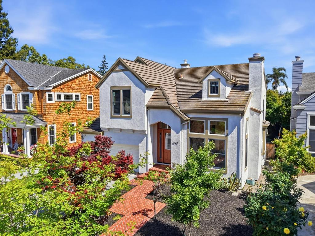 1424 Rosecrest Terrace