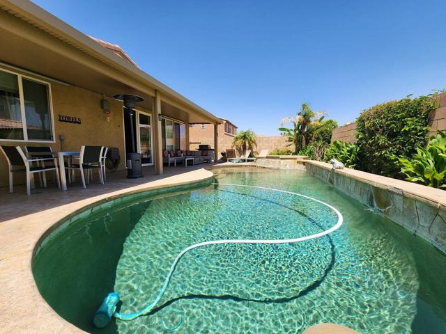 42798 Incantata Place, Indio CA: https://media.crmls.org/mediaz/92e4dbf7-95dc-45dd-992a-32714eb33a40.jpg