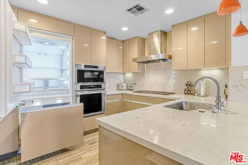 MLS #25587815 image #24