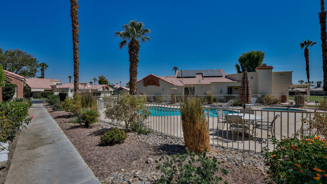 76895 Morocco Road, Palm Desert CA: https://media.crmls.org/mediaz/92e4f4d4-457c-400b-aa79-88e5aa3bfaf6.jpg