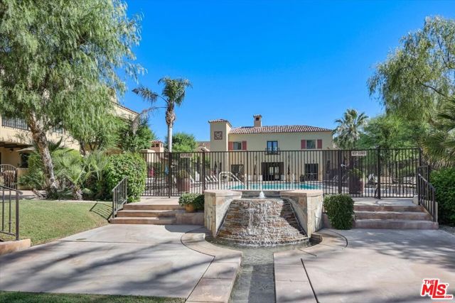 208 Villorrio Drive, Palm Springs CA: https://media.crmls.org/mediaz/92e5d6db-6c13-40cf-8a5f-854e4c4a8ec1.jpg