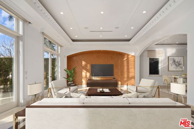 156 S Clark Drive, Beverly Hills CA: https://media.crmls.org/mediaz/92e6cc9d-50b0-4c72-b31c-0cd008a33b7c.jpg