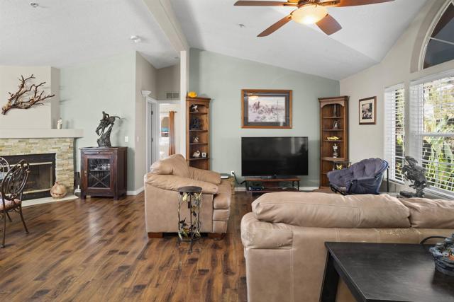 Image 11 of 60 For 9421 Los Coches Rd