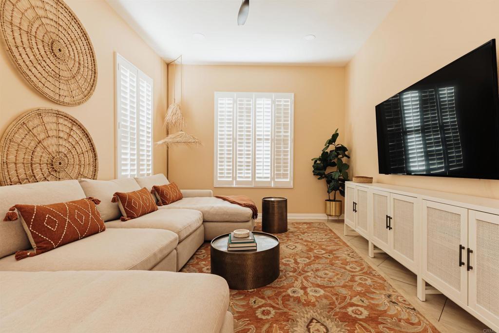 10517 Corte Jardin - photo 5