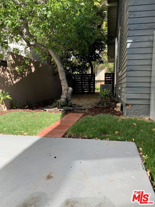 412 West Windsor Road photo 23