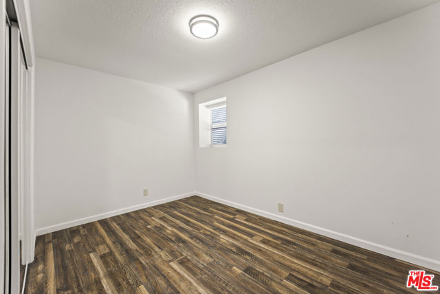 11621 Sunshine Terrace, Studio City CA: https://media.crmls.org/mediaz/92e81e16-28e5-4f89-95db-5f447284563e.jpg
