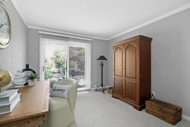 8700 Oak Tree Ln, Castro Valley CA: https://media.crmls.org/mediaz/92e84d46-e7d4-4fcd-b65c-b04dff9a5fd8.jpg