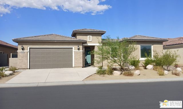 69 Zinfandel, Rancho Mirage CA: https://media.crmls.org/mediaz/92e85661-e596-420e-9267-ae4e68bc3fac.jpg