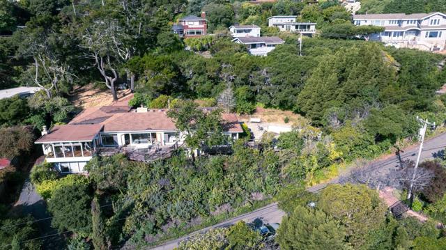 4980 Paradise Drive, Tiburon CA: https://media.crmls.org/mediaz/92e87aa5-7562-4e5a-8136-fb25f82064ed.jpg