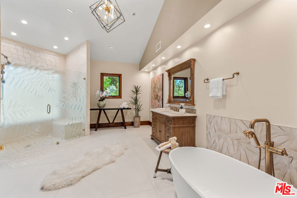 MLS #25599795 image #19