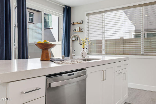 Detail Gallery Image 16 of 49 For 3067 Harrison Ln, Simi Valley,  CA 93065 - 3 Beds | 2/1 Baths