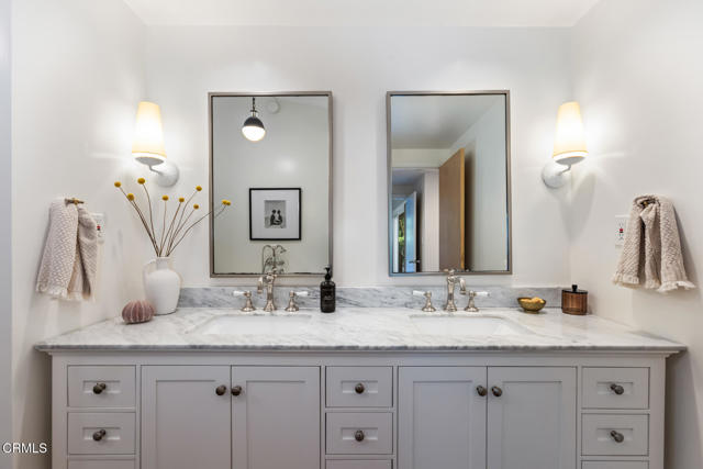 595 Linda Vista Avenue, Pasadena CA: https://media.crmls.org/mediaz/92e98591-d896-4e65-92ee-742c633b6f9e.jpg