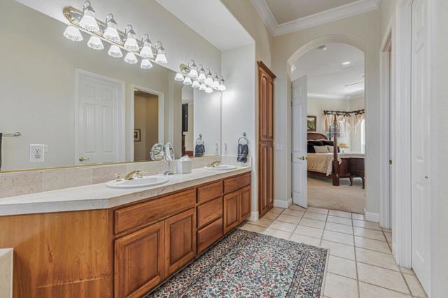 1152 Little River Drive, Hollister CA: https://media.crmls.org/mediaz/92ea2f58-cd52-43fc-8b65-f152b1b76af3.jpg