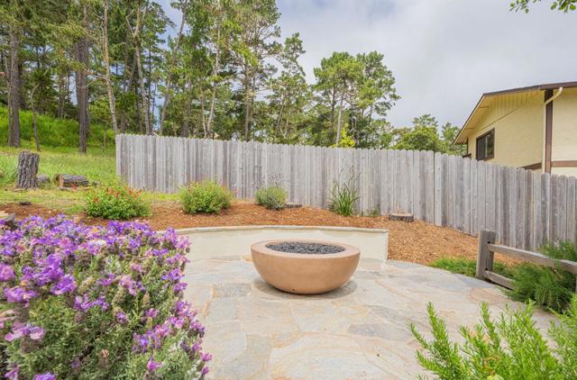 24 Pinehill Way, Monterey CA: https://media.crmls.org/mediaz/92ebf39a-e131-4f8e-bd0c-880a48fba588.jpg