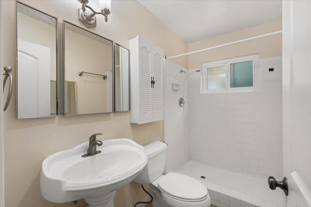 3115 Alta Drive, National City CA: https://media.crmls.org/mediaz/92ee092d-3c2a-4570-a33b-9f5aa876a8e1.jpg