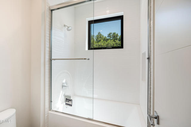 Detail Gallery Image 41 of 68 For 2821 Los Robles Rd, Thousand Oaks,  CA 91362 - 3 Beds | 2/1 Baths