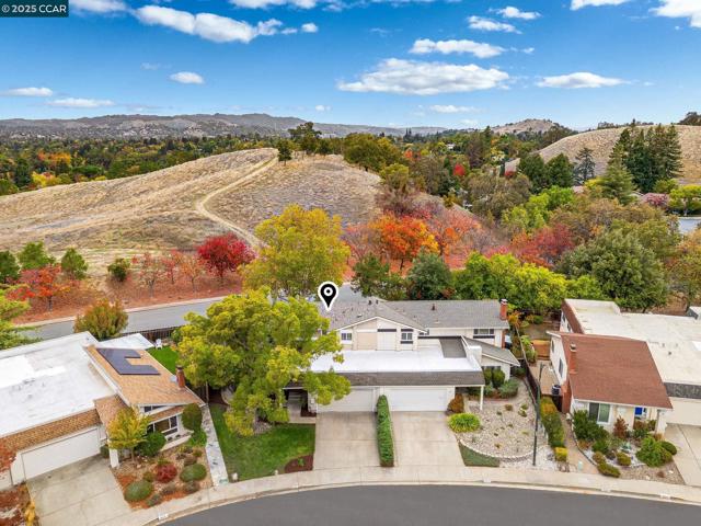 2115 Wilmington Dr, Walnut Creek CA: https://media.crmls.org/mediaz/92f0300f-6621-4cfd-aec8-1531c352069f.jpg