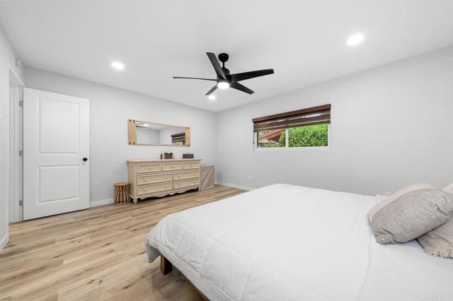 Detail Gallery Image 20 of 56 For 2442 Sunflower, Vista,  CA 92083 - 3 Beds | 2 Baths