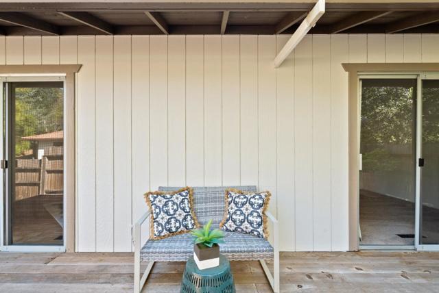 14 Laguna Robles, Carmel Valley CA: https://media.crmls.org/mediaz/92f13df7-031f-46c8-97f3-4d6ed0f487c9.jpg