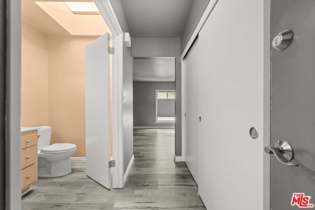 5245 Coldwater Canyon Avenue, Sherman Oaks CA: https://media.crmls.org/mediaz/92f18911-34a1-4dd0-bdef-b664158141a4.jpg