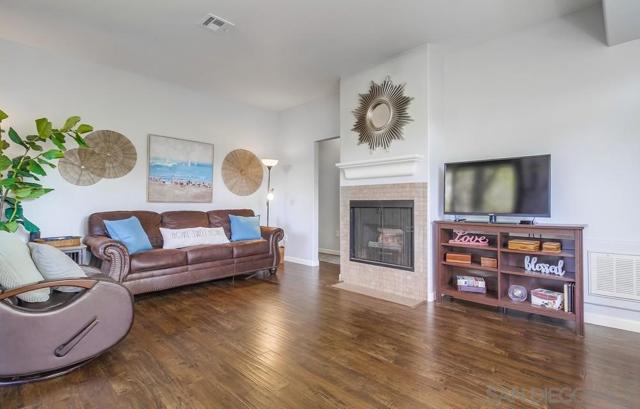 3534 Caminito El Rincon, San Diego CA: https://media.crmls.org/mediaz/92f2d430-599f-4f9f-bc10-0db87859974d.jpg