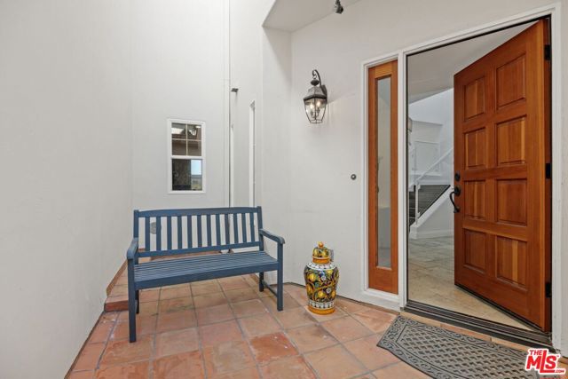6436 Lunita Road, Malibu CA: https://media.crmls.org/mediaz/92f3342d-dc48-4163-a2da-34b8dd7ab6bd.jpg